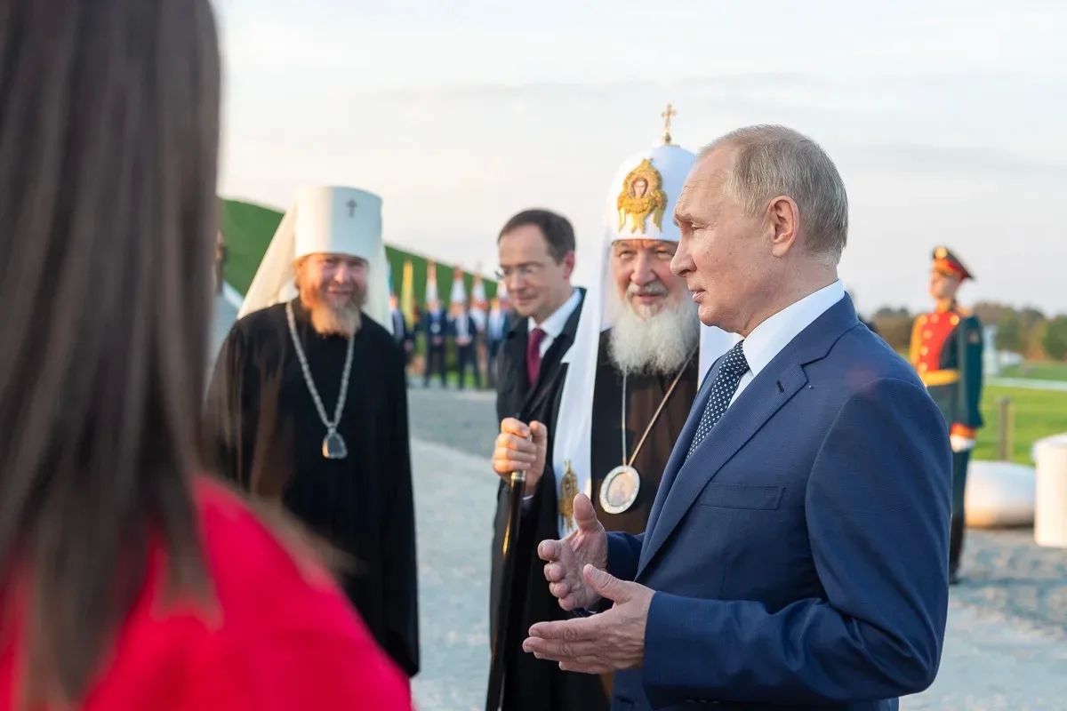 Елкин Борис: Сегодня день рождения нашего Президента — Владимира Владимировича Путина Елкин Борис: Сегодня день рождения нашего Президента — Владимира Владимировича Путина