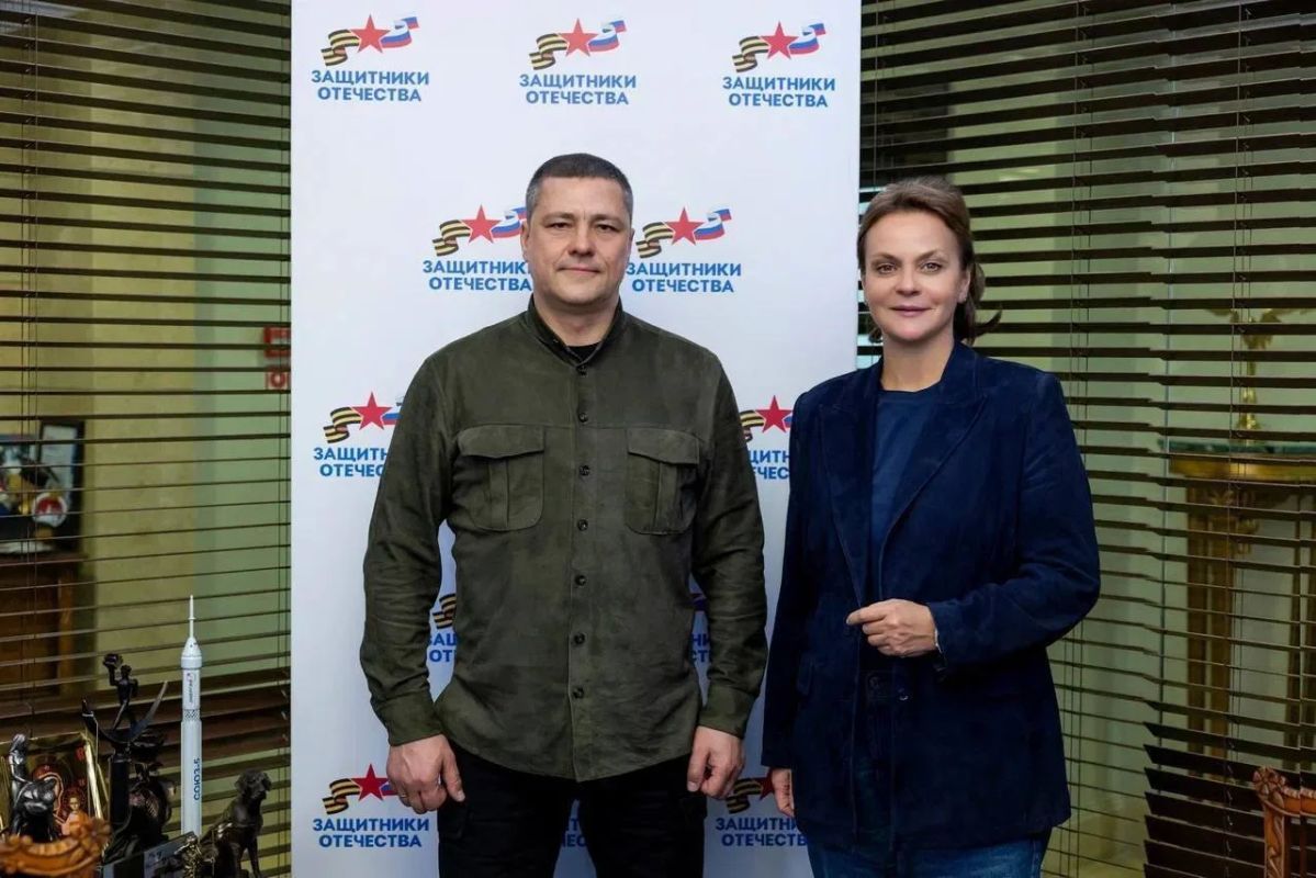Анна Цивилева: Вместе с губернатором Псковской области Михаилом Ведерниковым обсудили вопросы комплексной поддержки ветеранов СВО и членов их семей Анна Цивилева: Вместе с губернатором Псковской области Михаилом Ведерниковым обсудили вопросы комплексной поддержки ветеранов СВО и членов их семей
