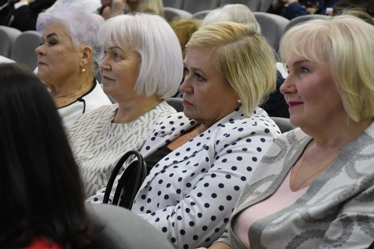 Псковскому хлебокомбинату — 80 лет! Псковскому хлебокомбинату — 80 лет!