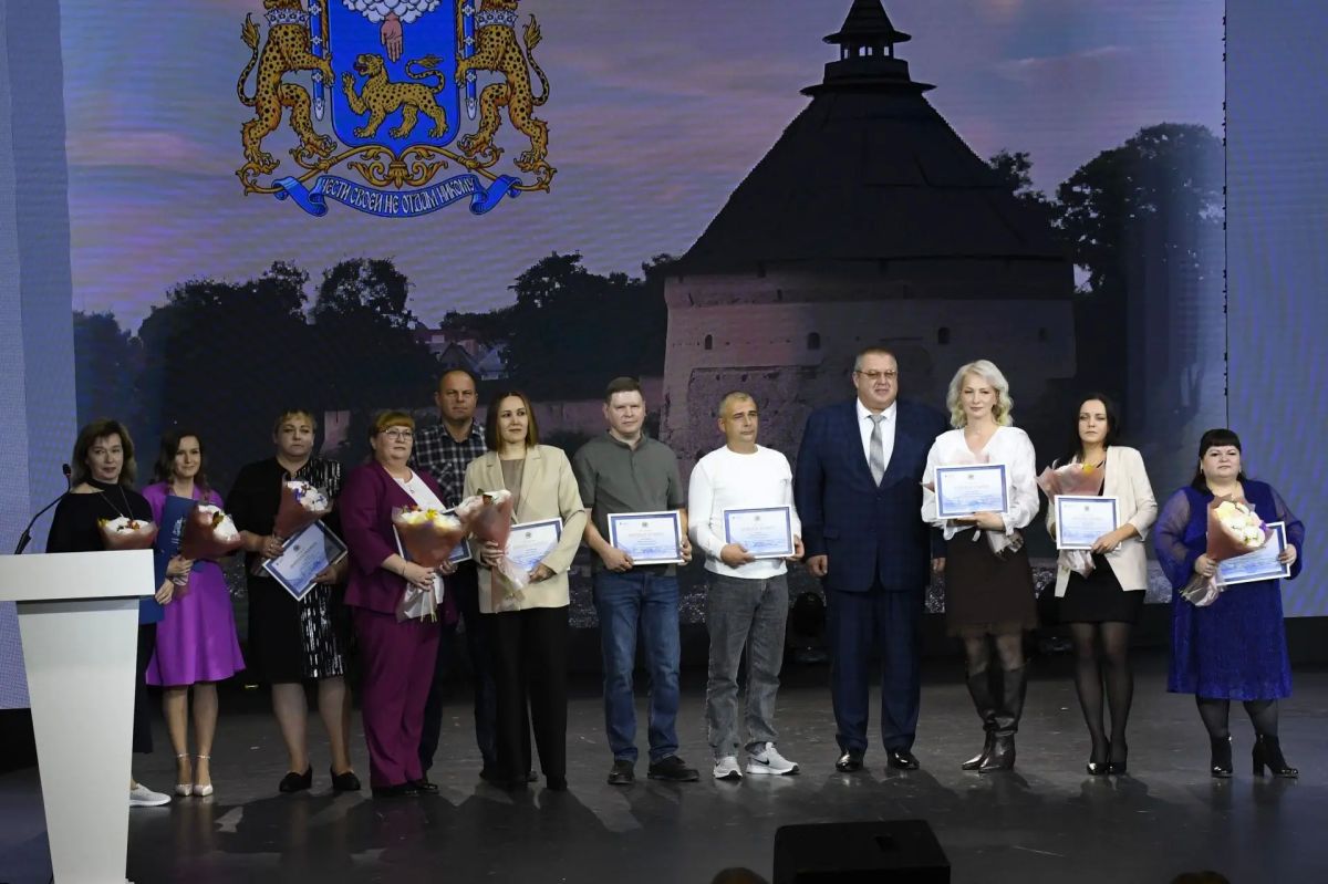 Псковскому хлебокомбинату — 80 лет! Псковскому хлебокомбинату — 80 лет!