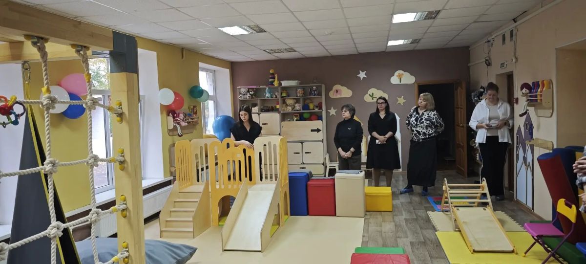 9 октября 2026 года на базе ГБУСО ПО «Областной Центр семьи» торжественно открыли Кабинет ранней помощи, который будет