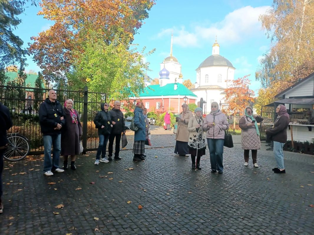 Экскурсия «Монастырь-воин» в Свято-Успенский Псково-Печорский монастырь прошла проверку самыми строгими и самыми благодарными экспертами — теми, кто познаёт мир без помощи зрения Экскурсия «Монастырь-воин» в Свято-Успенский Псково-Печорский монастырь прошла проверку самыми строгими и самыми благодарными экспертами — теми, кто познаёт мир без помощи зрения