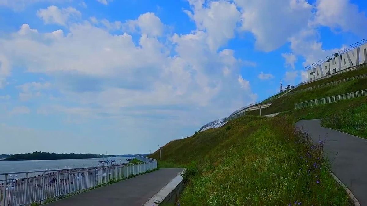 Порядка 20 пациентов в день принимает врач-терапевт Красногородского филиала Островской межрайонной больницы Ольга Табакаева
