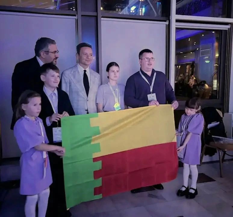 Семья Никиты и Кристины Прауст из Псковской области стали победителями всероссийского конкурса Семья года» в номинации «Многодетная семья»