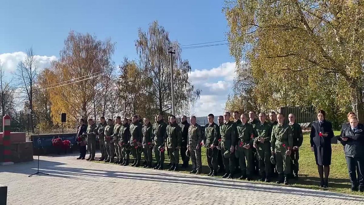 В Себеже встретили первых срочников-пограничников