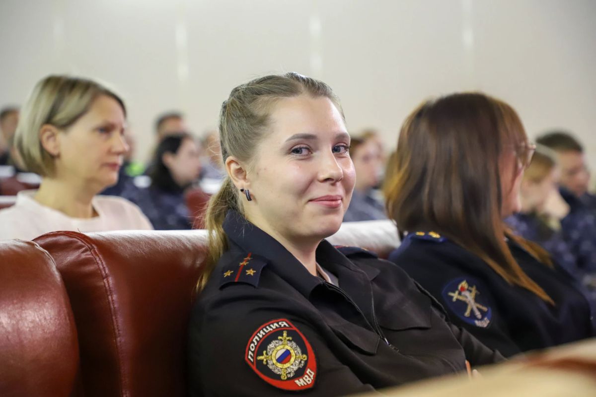 В УМВД России по Псковской области состоялось занятие по государственноправовому информированию В УМВД России по Псковской области состоялось занятие по государственноправовому информированию