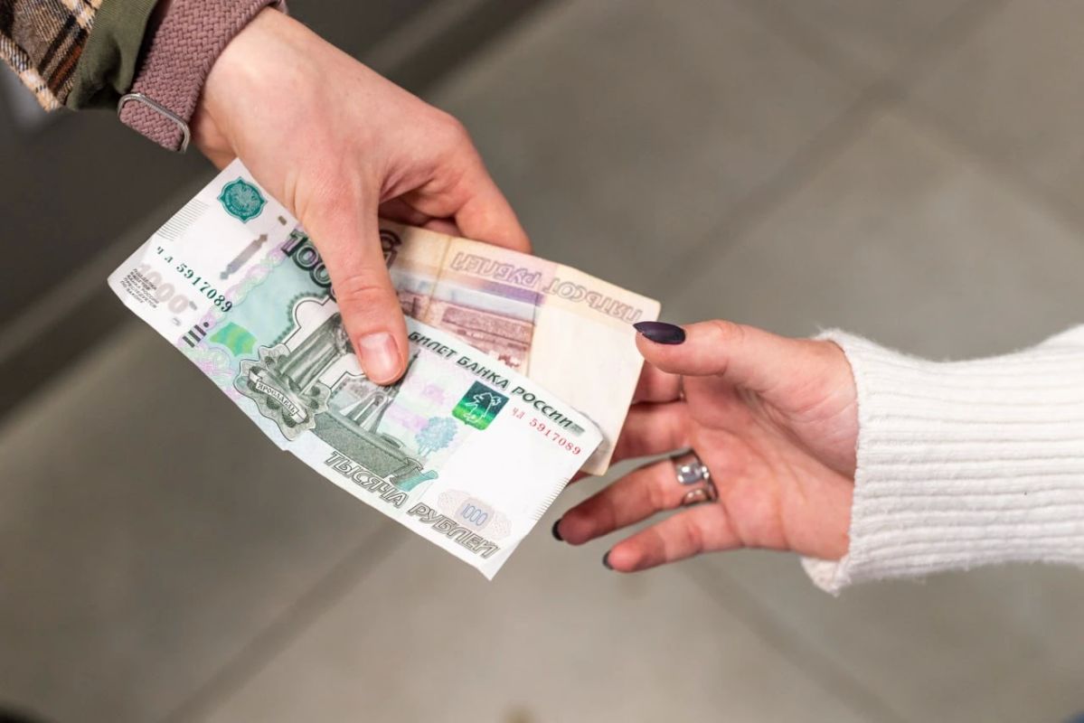 В Псковской области расследуют серию мошенничеств на 3,5 миллиона рублей