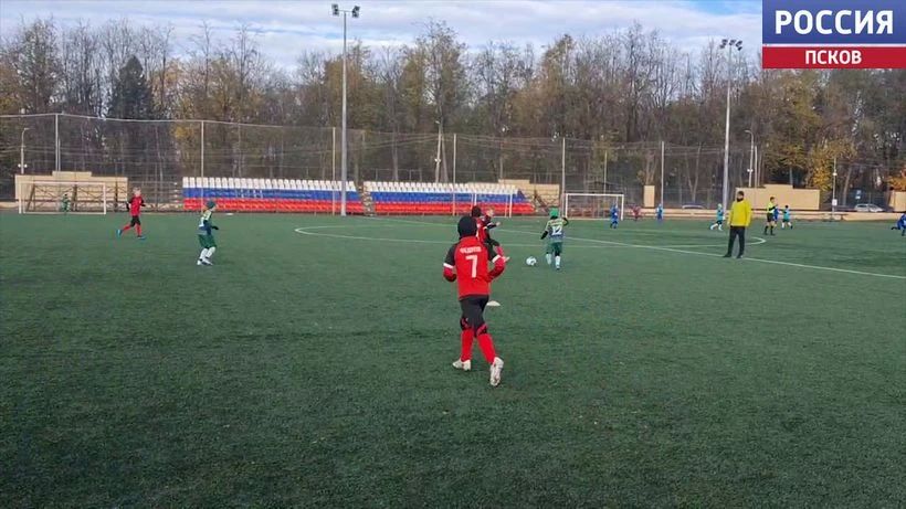 В Пскове стартовал детский футбольный турнир "Кубок Пскова"