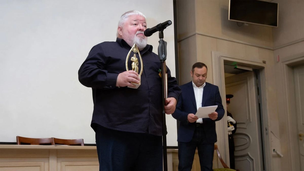 Псковский писатель, председатель правления Псковского регионального отделения Союза писателей России Игорь Смолькин (Изборцев) стал лауреатом XVII Международного славянского литературного форума «Золотой Витязь» Псковский писатель, председатель правления Псковского регионального отделения Союза писателей России Игорь Смолькин (Изборцев) стал лауреатом XVII Международного славянского литературного форума «Золотой Витязь»