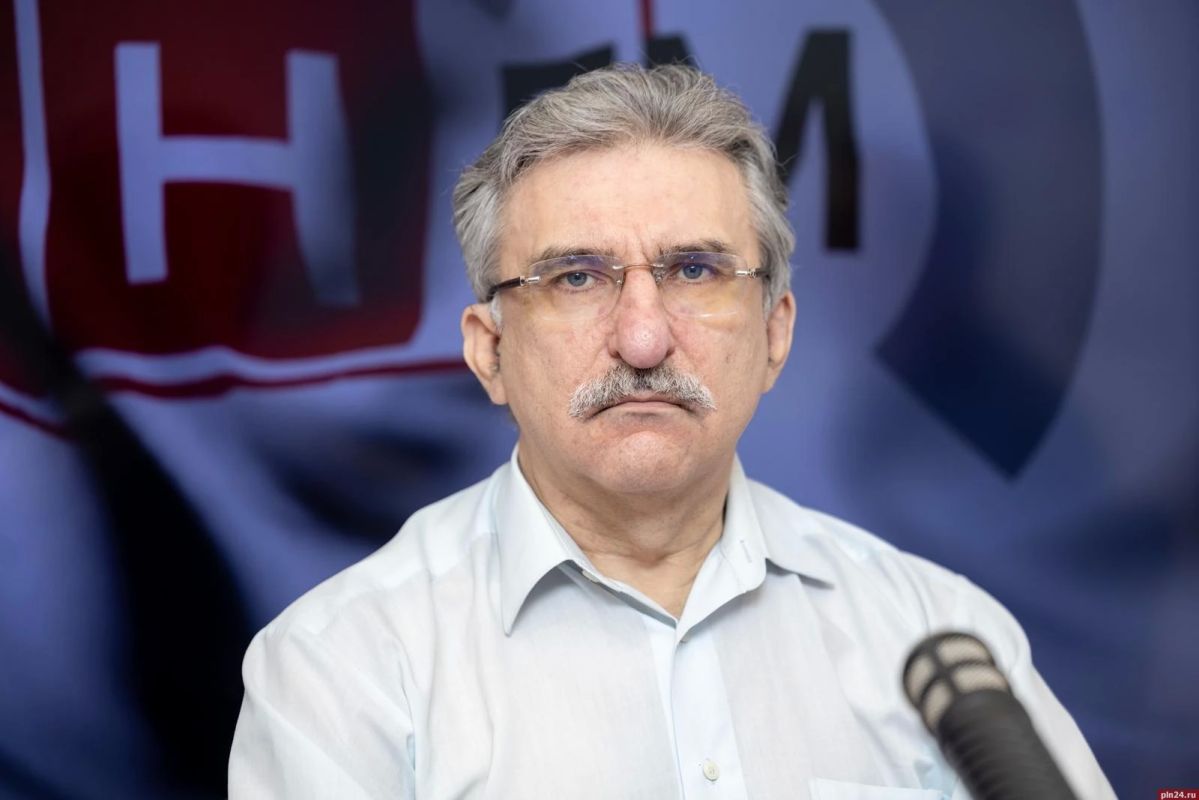 Экс-губернатор Псковской области Евгений Михайлов на круглом столе на ПЛН FM (102,6 FM):
