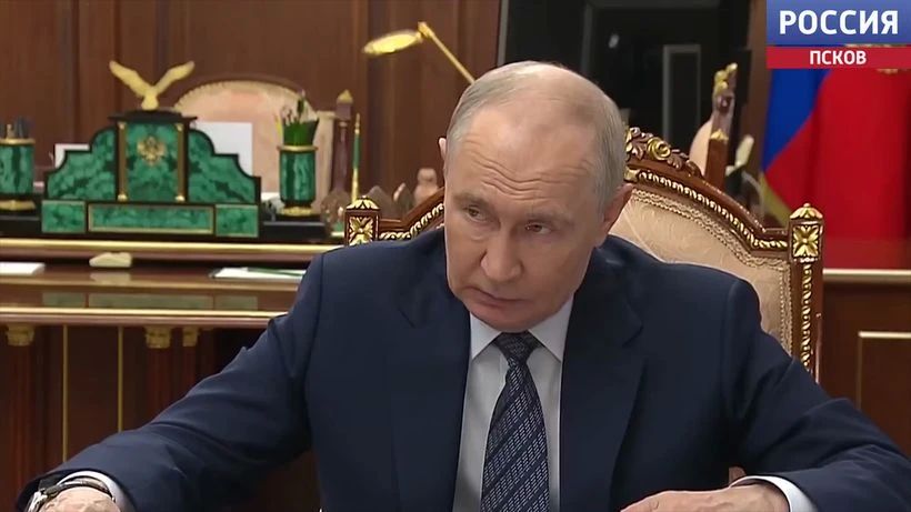 Михаил Дегтярев: строительство спортивных центров в Псковской области начнется в следующем году Михаил Дегтярев: строительство спортивных центров в Псковской области начнется в следующем году
