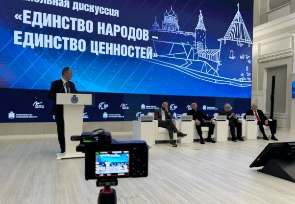 Алексей Стефанов: Еще от коллег про выступление на VII Псковском международном медиафоруме