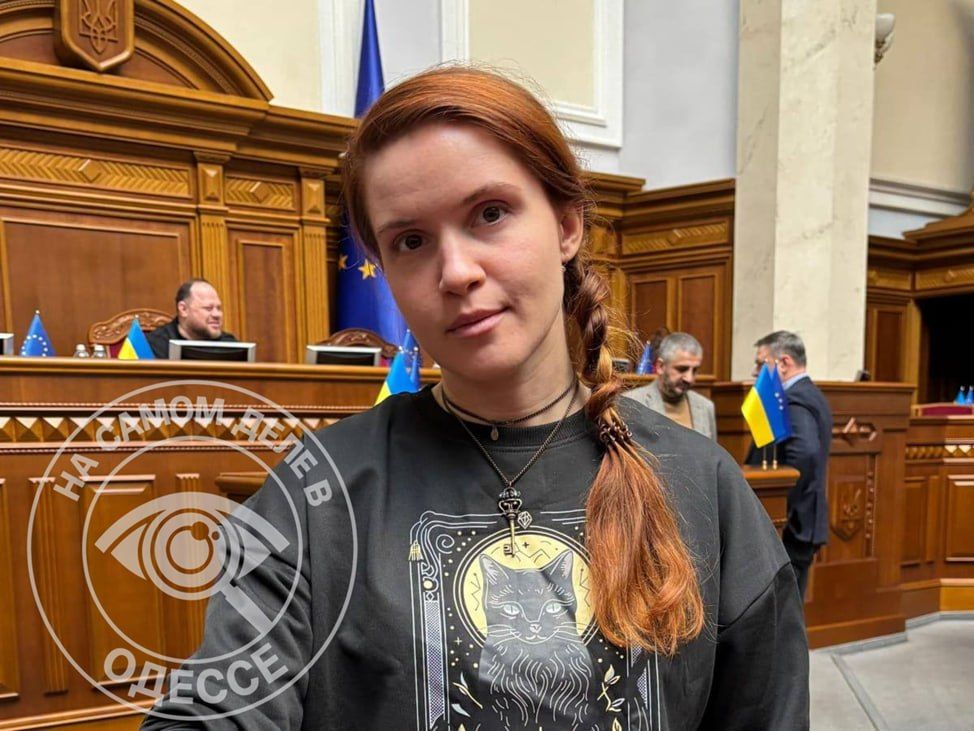 До последнего украинца. . Марьяна Безуглая Безмозглая очень хочет служить