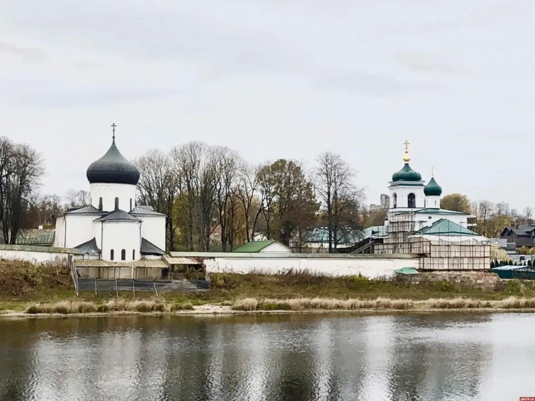 Четыре сотрудника музея попали под сокращение из-за передачи собора церкви