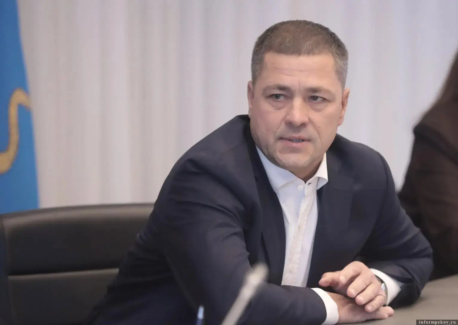 «Уроки, которые остаются навсегда»: Михаил Ведерников поздравил спортивных наставников с праздником